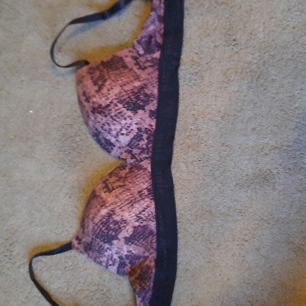 VS PINK Snake Print, Wear Everywhere Wireless Push-up Bra
